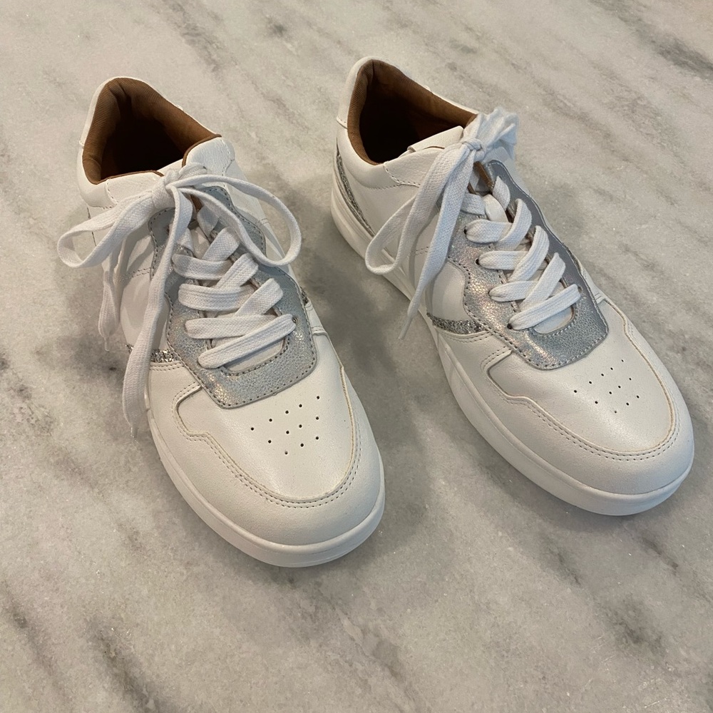 Yellow Box Niko Lowtop Court Sneaker
